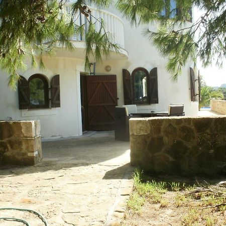 מת'וני Charly Point Villa מראה חיצוני תמונה