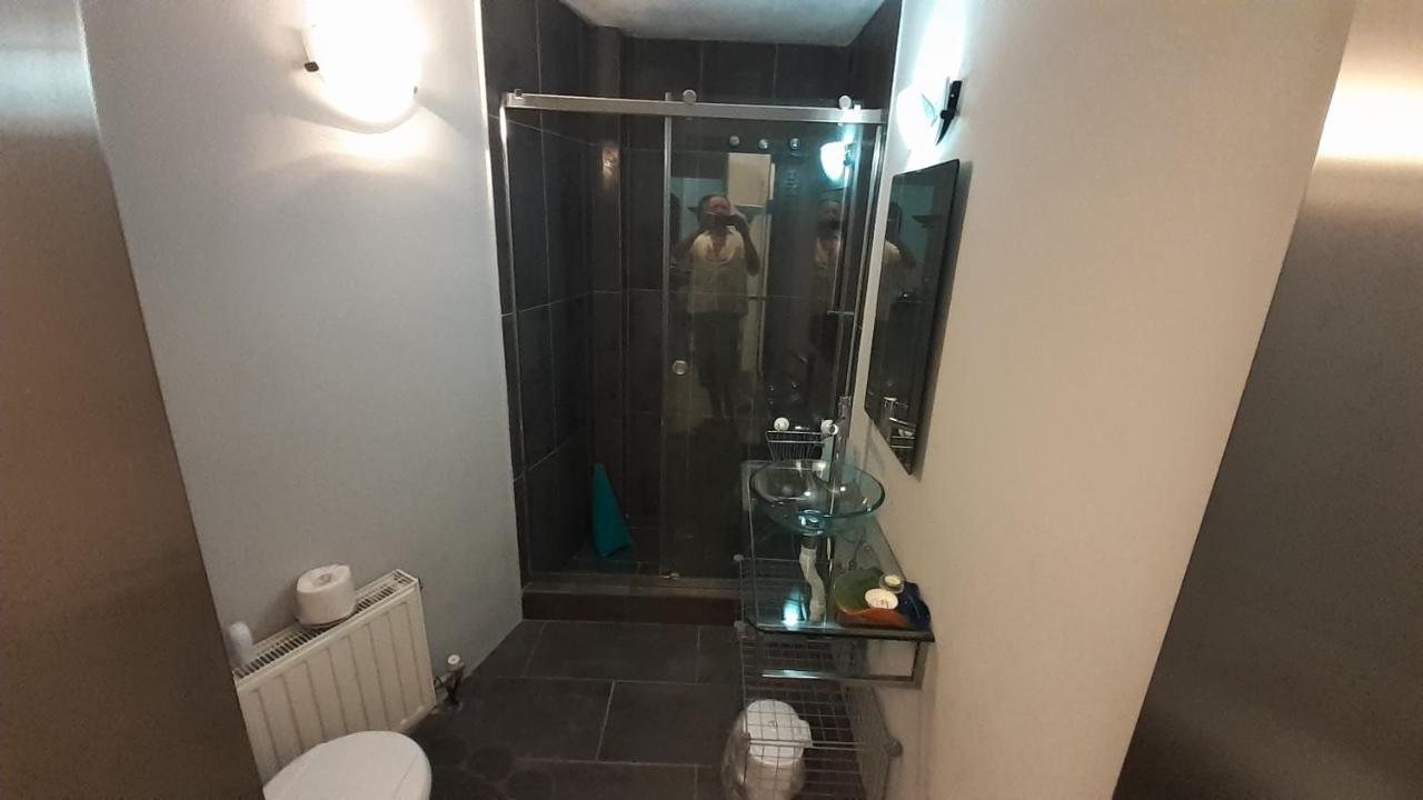 מת'וני Charly Point Villa מראה חיצוני תמונה