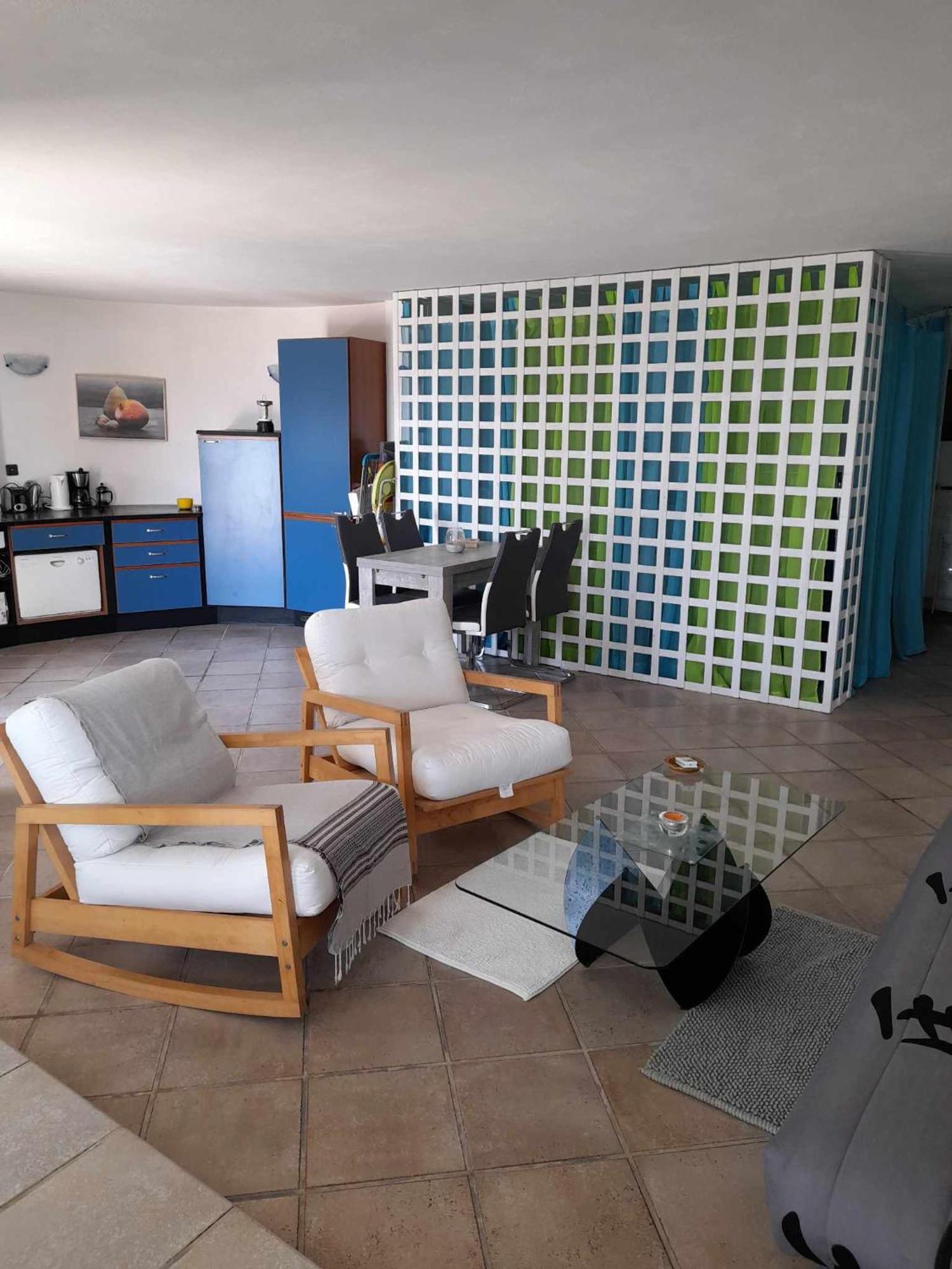 מת'וני Charly Point Villa מראה חיצוני תמונה
