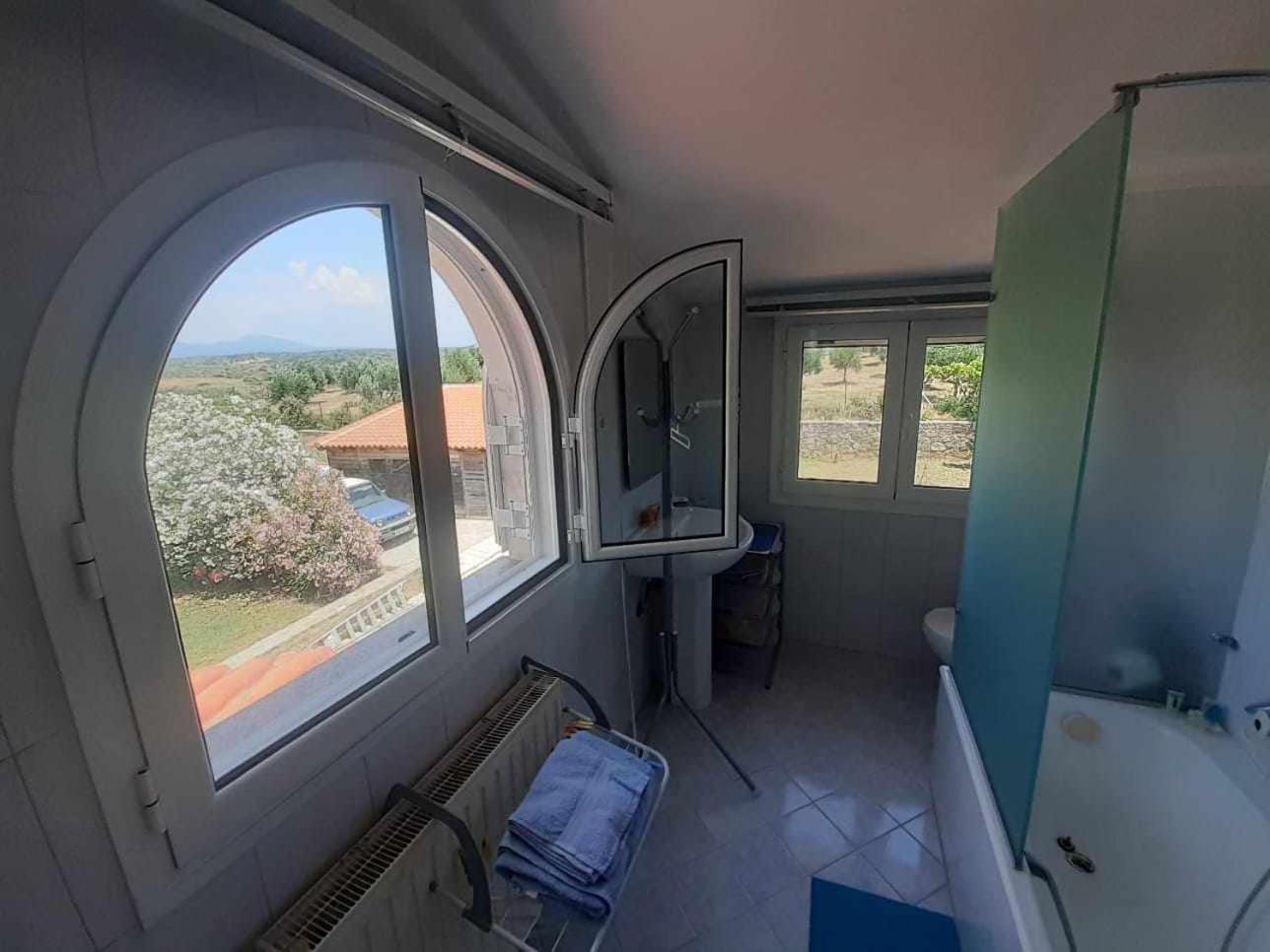 מת'וני Charly Point Villa מראה חיצוני תמונה